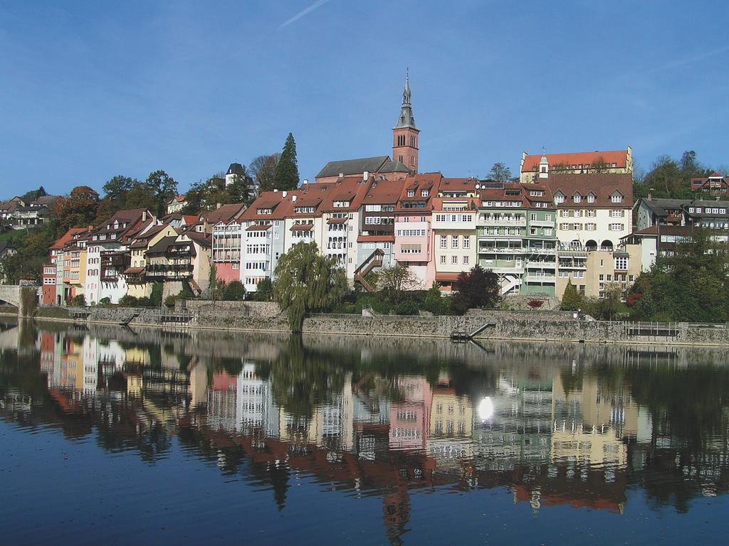 Hotel Brutsches Rebstock à Laufenburg Extérieur photo